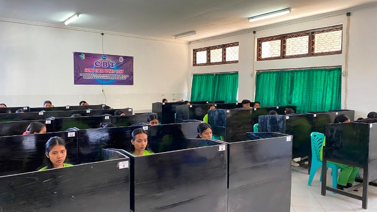 Poltekkes Bakti Sumba Kembali Percayakan Pelaksanaan UKMPDVF di CBT Center Prodi D-III Keperawatan Waikabubak