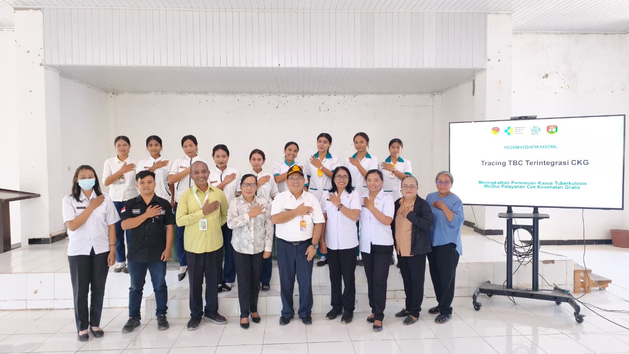 Kegiatan Tracing Tuberkulosis (TB) Terintegrasi Program Cek Kesehatan Gratis (CKG) di Prodi D-III Keperawatan Waikabubak Berlangsung Sukses